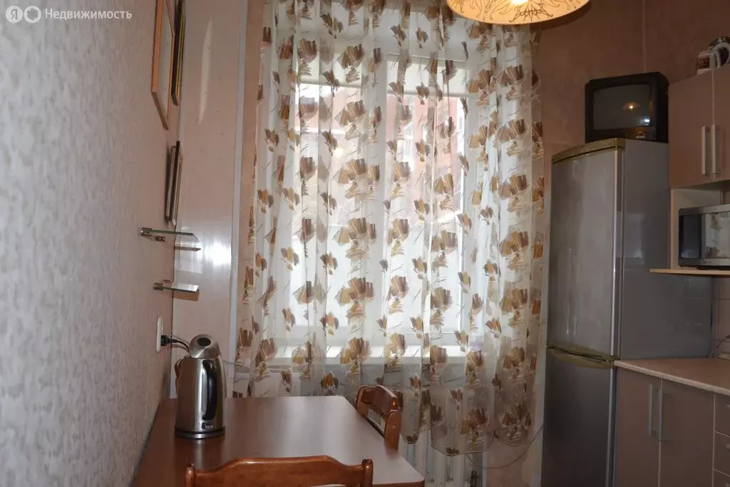 2-комнатная квартира: Томск, улица Алексея Беленца, 17 (50 м) - Фото 1