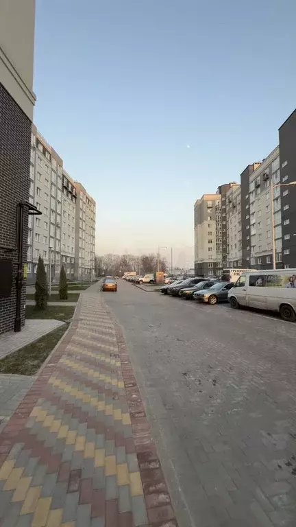 2-к. квартира, 69 м, 2/9 эт. - Фото 1