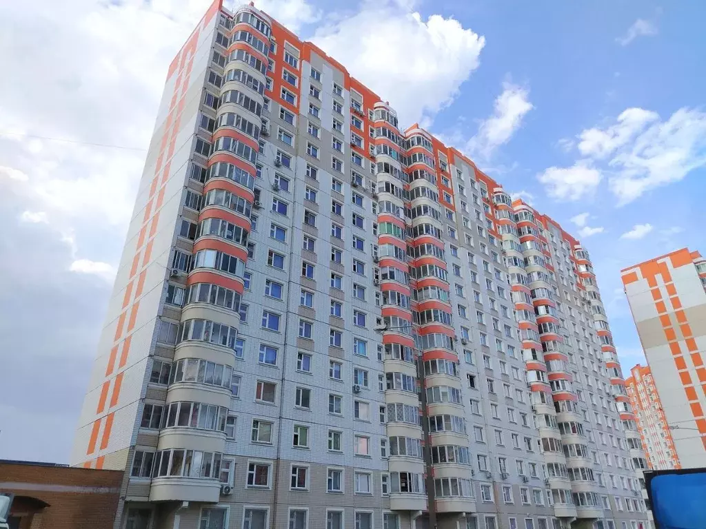 3-к кв. Москва ул. Липчанского, 7к1 (74.8 м) - Фото 1