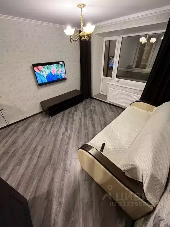 1-к кв. Татарстан, Казань ул. Фатыха Амирхана, 10А (40.0 м) - Фото 0