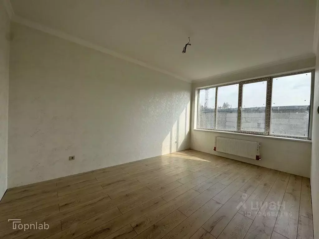 2-к кв. Кабардино-Балкария, Нальчик Балкарская ул., 97к3 (70.0 м) - Фото 1