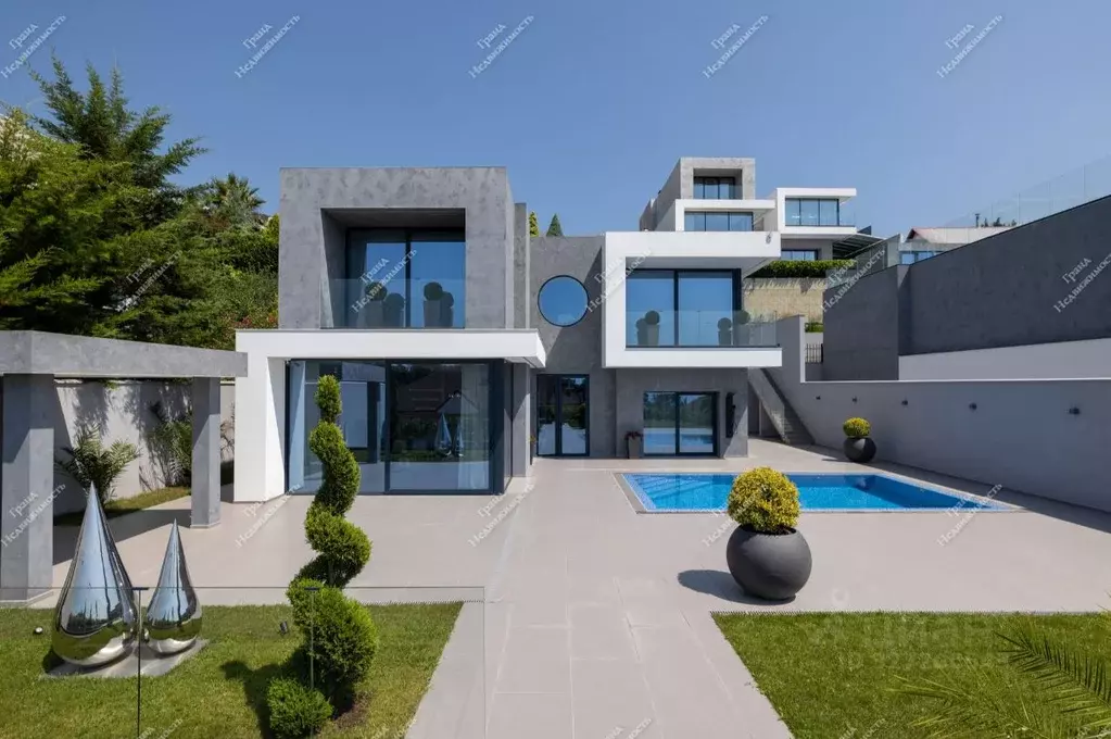 Коттедж в Краснодарский край, Сочи ул. Ручей Видный, 20/41 (300 м) - Фото 1