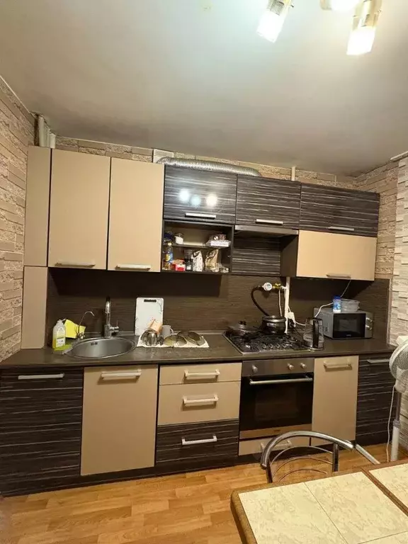 3-к кв. Белгородская область, Белгород Советская ул., 1а (68.2 м) - Фото 1