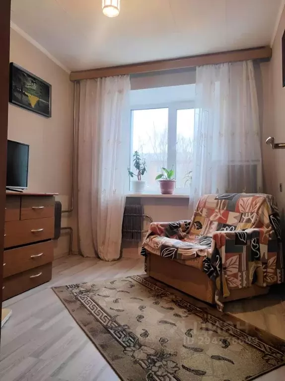 3-к кв. Омская область, Омск Московка мкр, ул. Молодогвардейская, 4/1 ... - Фото 0