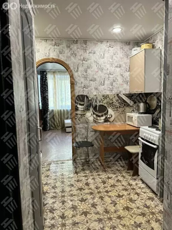 1к в 10-комнатной квартире (18.2 м) - Фото 2