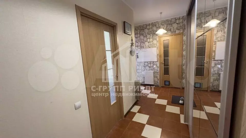 2-к. квартира, 60 м, 5/5 эт. - Фото 1
