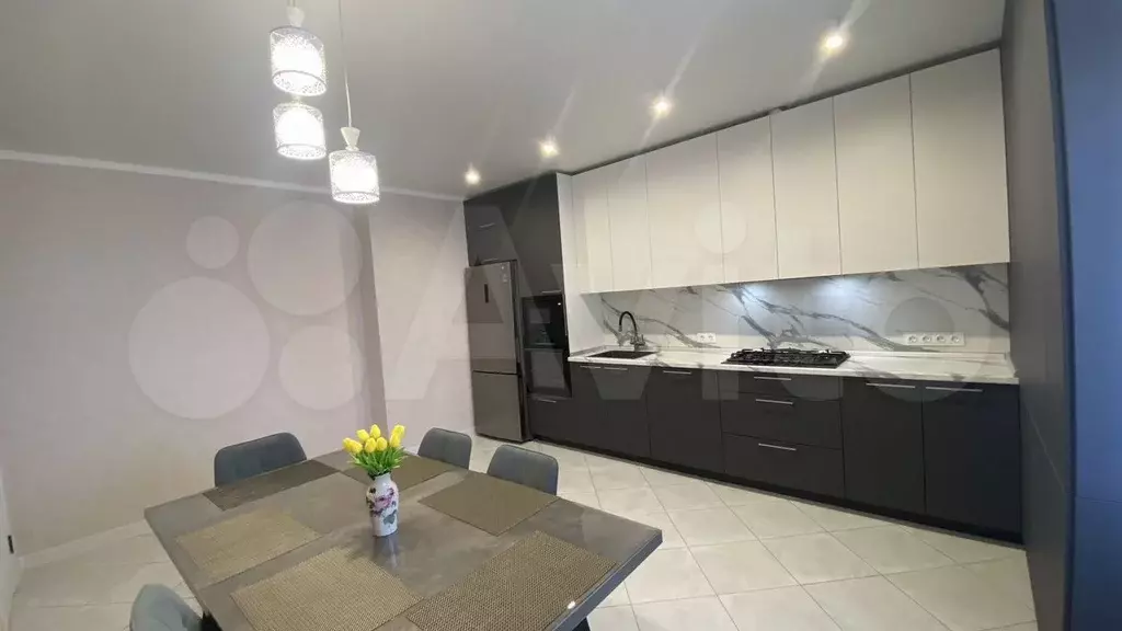 2-к. квартира, 60 м, 10/21 эт. - Фото 0