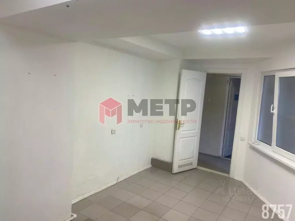 Помещение свободного назначения в Севастополь ул. Новороссийская, 23 ... - Фото 2