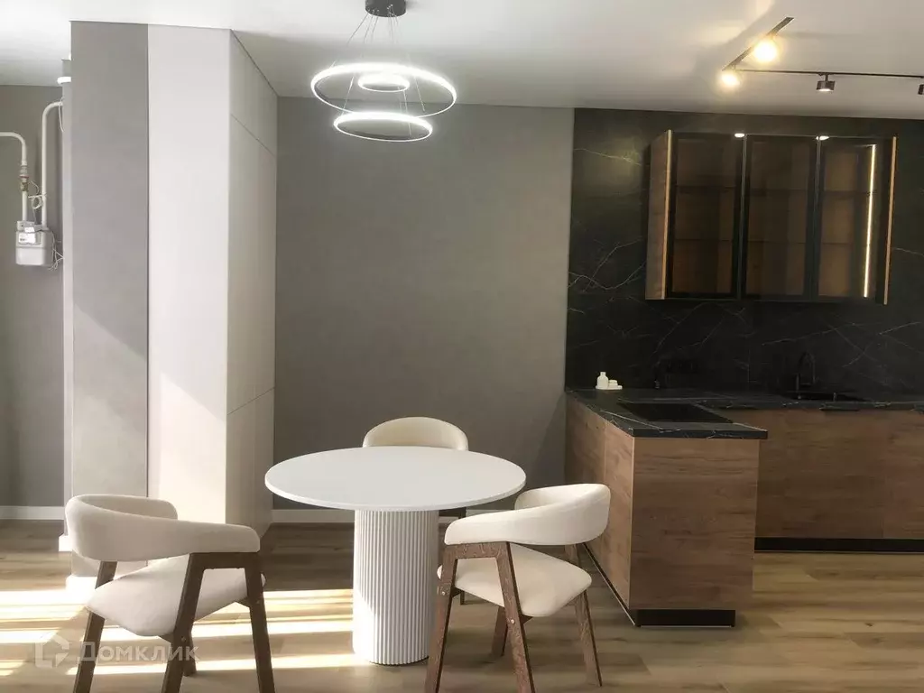 Продаётся 2-к квартира, 62 м - Фото 0
