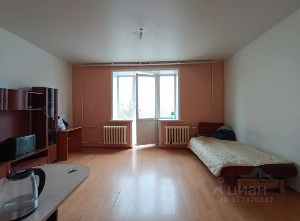 3-к кв. Свердловская область, Екатеринбург ул. Калинина, 53 (77.3 м) - Фото 1