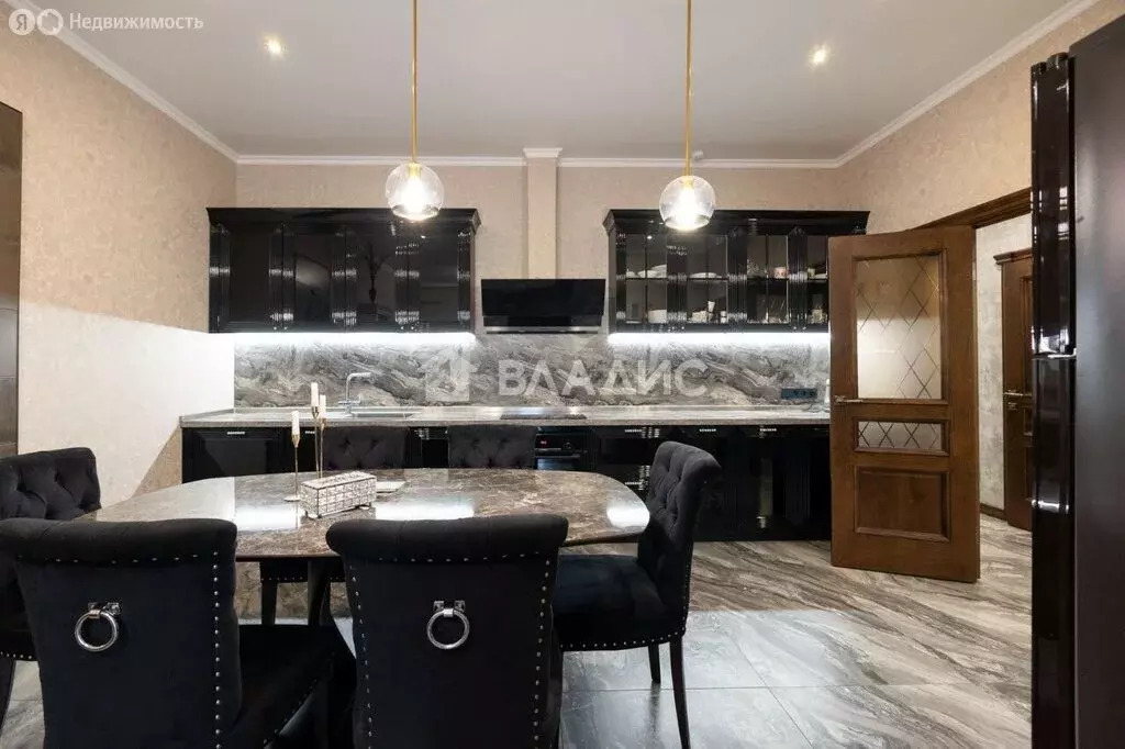 3-комнатная квартира: Москва, улица Василисы Кожиной, 13 (83.3 м) - Фото 2