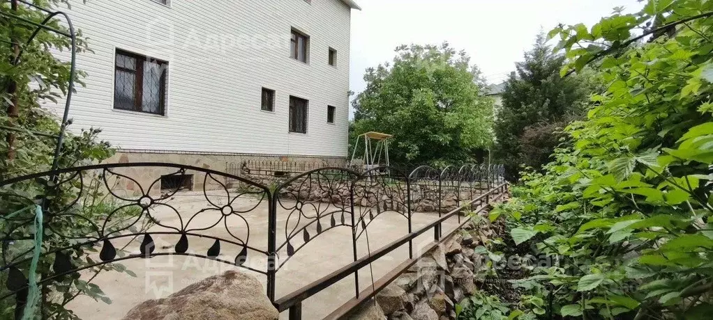 Дом в Волгоградская область, Волгоград Соловьиная ул. (353 м) - Фото 2