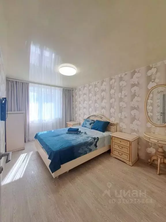 2-к кв. Тюменская область, Тюмень ул. Беляева, 33 (70.0 м) - Фото 0