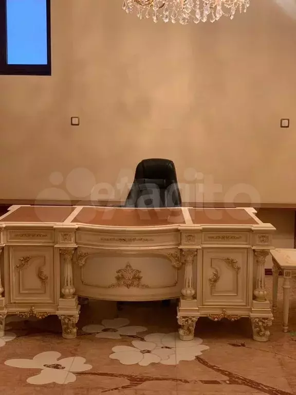 Дом 1200 м на участке 36 сот. - Фото 0