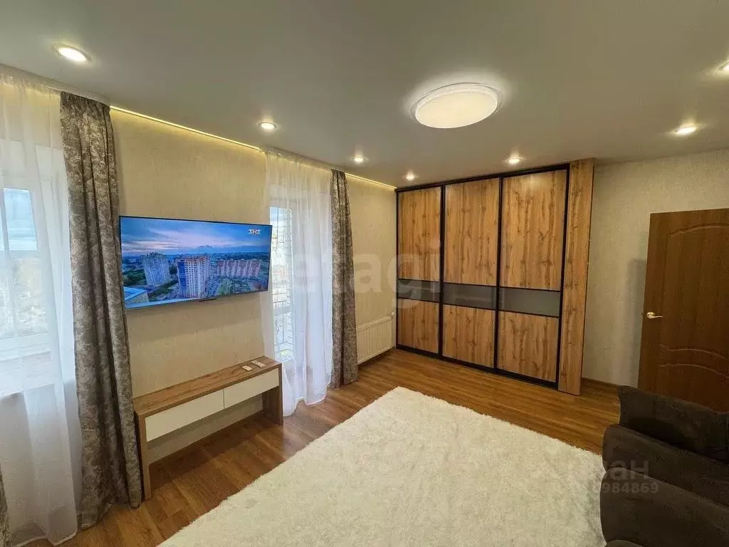 2-к кв. Коми, Сыктывкар Первомайская ул., 7/1 (50.0 м) - Фото 0