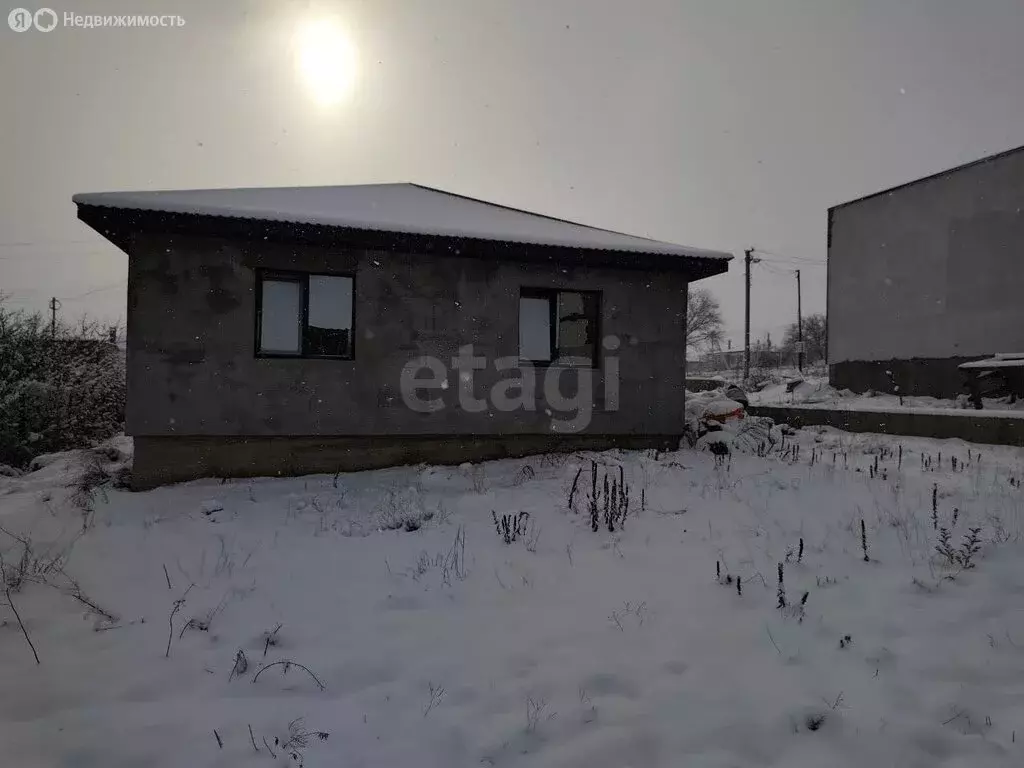 Дом в Молодёжное, СНТ Аграрник, улица Фиалок (72 м) - Фото 1