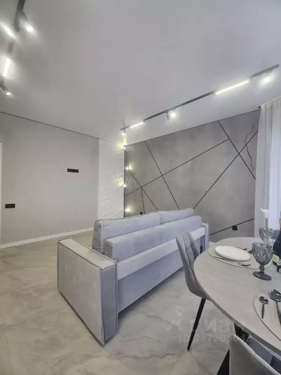 Дом в Ставропольский край, Михайловск Шпаковский район, пл. Ленина ... - Фото 1