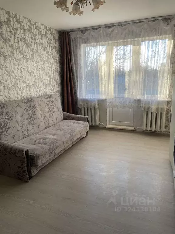 3-к кв. Псковская область, Псков Спортивная ул., 3 (58.0 м) - Фото 2