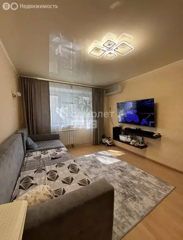 3-комнатная квартира: Астрахань, Боевая улица, 72Б (64.3 м) - Фото 2