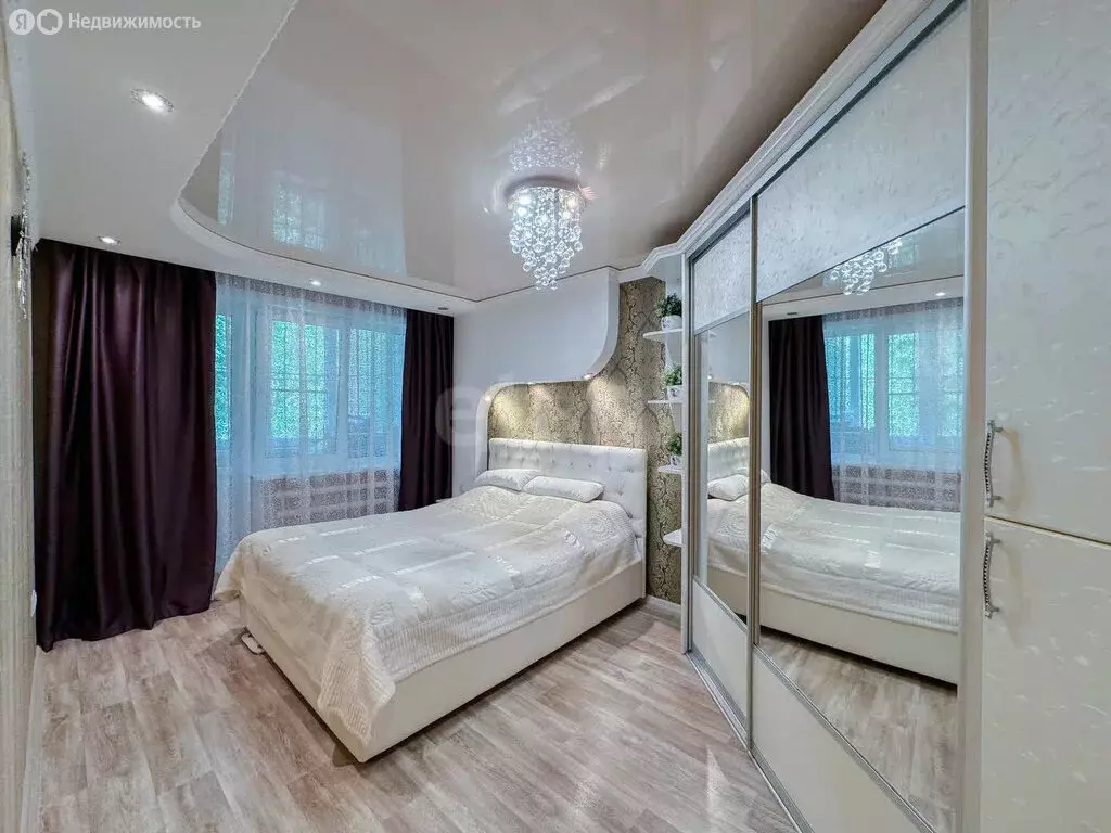 4-комнатная квартира: Саранск, улица Веселовского, 49 (78 м) - Фото 0
