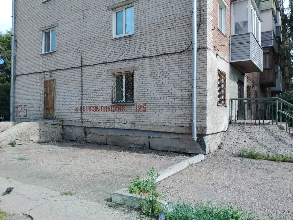 Помещение свободного назначения в Алтайский край, Рубцовск ... - Фото 0