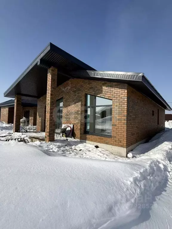 Дом в Башкортостан, Уфимский район, Русско-Юрмашский сельсовет, д. ... - Фото 1