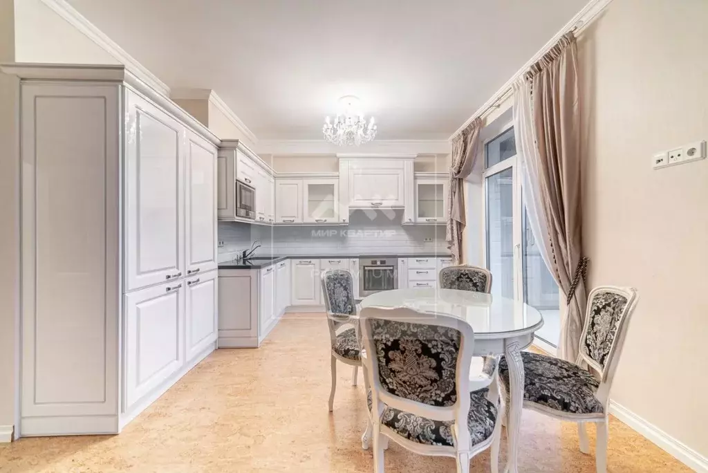 3-к кв. Санкт-Петербург Петергофское ш., 45 (89.3 м) - Фото 1
