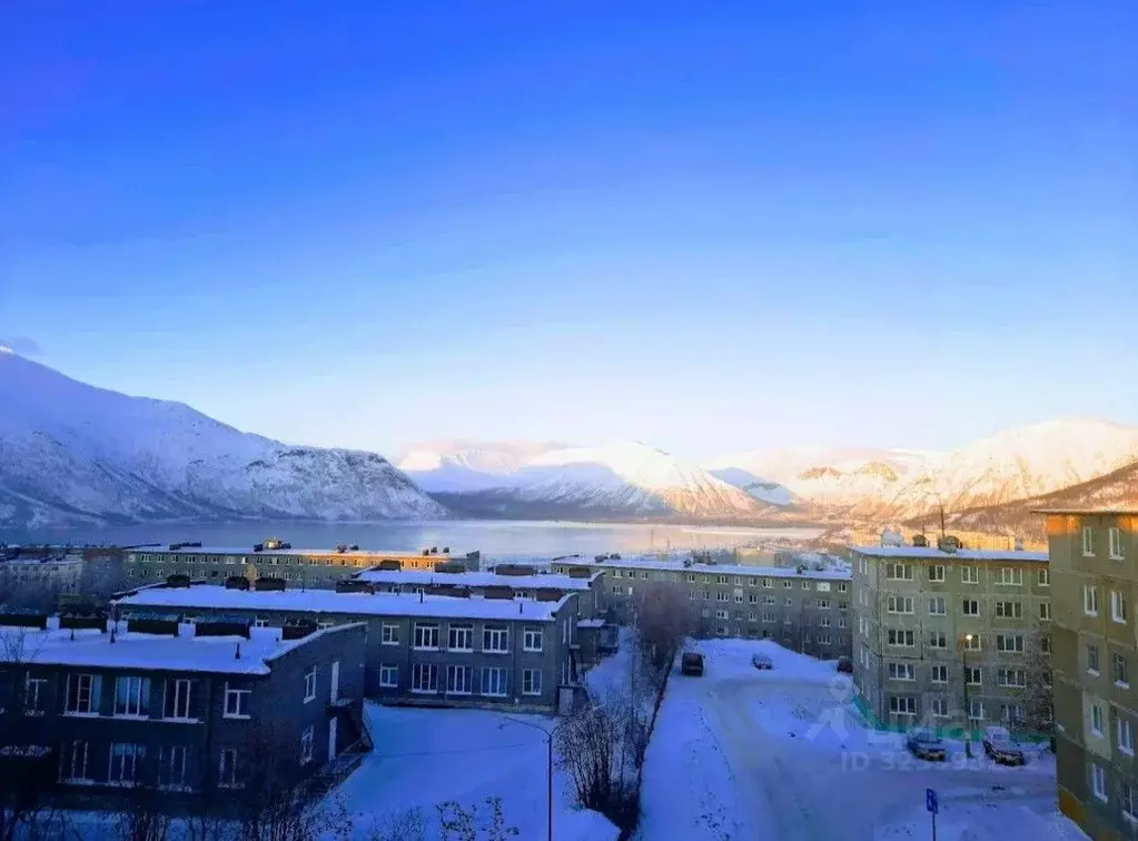 2-к кв. Мурманская область, Кировск ул. 50 лет Октября, 21 (47.0 м) - Фото 2