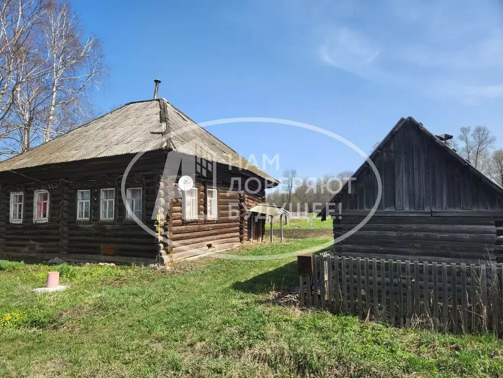 Дом в Пермский край, Чернушинский городской округ, д. Большой Березник ... - Фото 0