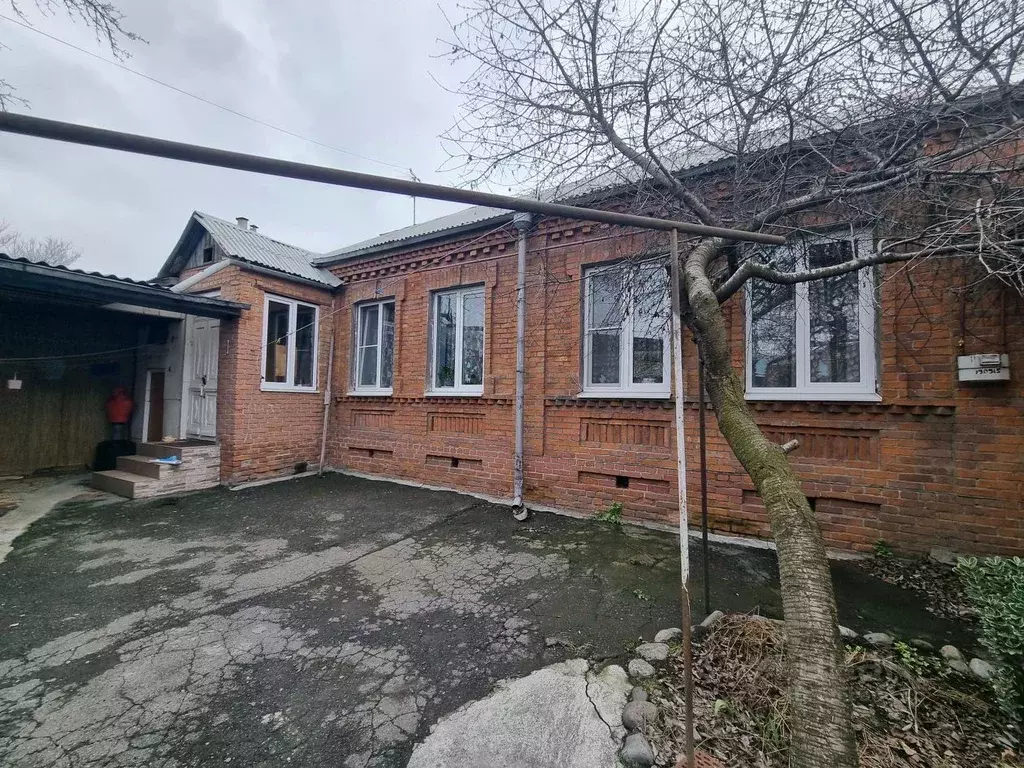 Дом в Северная Осетия, Владикавказ ул. Маркова, 37 (89 м) - Фото 0