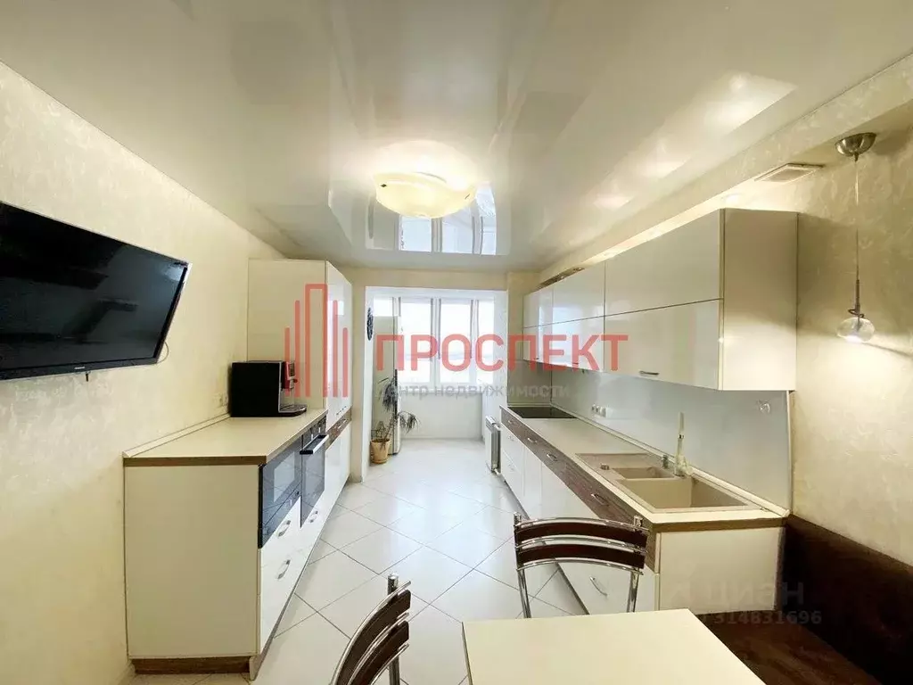 3-к кв. Пензенская область, Пенза ул. Бородина, 4 (111.2 м) - Фото 0