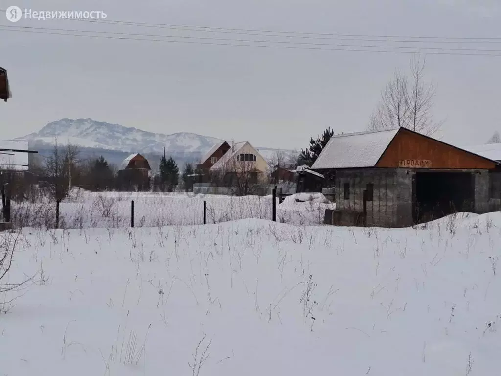 Участок в село Платово, Набережная улица (10.7 м) - Фото 1