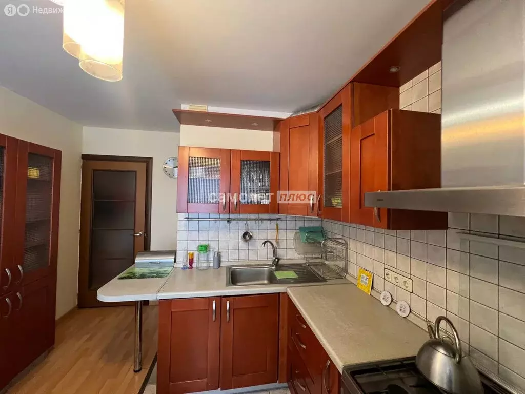 3-комнатная квартира: посёлок городского типа Большие Дворы, ... - Фото 2