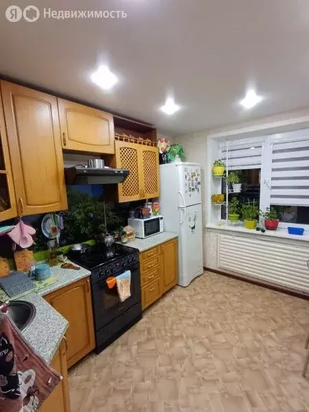 3-комнатная квартира: Усть-Илимск, Белградская улица, 10 (64.7 м) - Фото 2