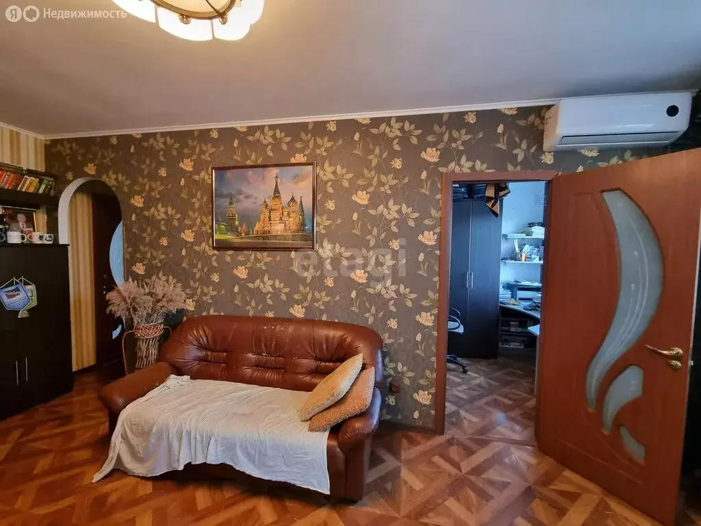 3-комнатная квартира: Калуга, улица Плеханова, 53 (57 м) - Фото 0