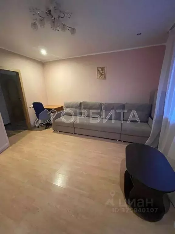 2-к кв. Тюменская область, Тюмень ул. Прокопия Артамонова, 8 (57.0 м) - Фото 1