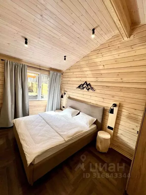Комната Алтай, Чемальский район, пос. Усть-Сема ул. Чуйская, 1 - Фото 1