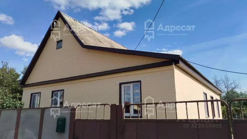 Дом в Волгоградская область, Калач-на-Дону пер. Володарского (122 м) - Фото 1