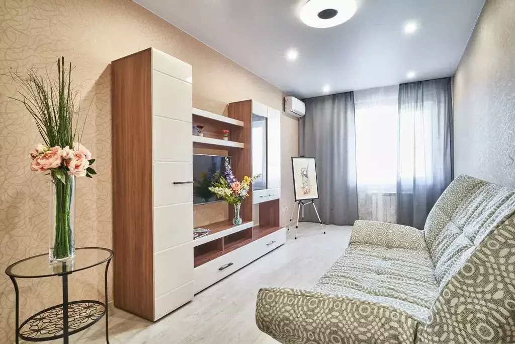 2-к кв. Татарстан, Казань Чистопольская ул., 61Д (65.0 м) - Фото 0