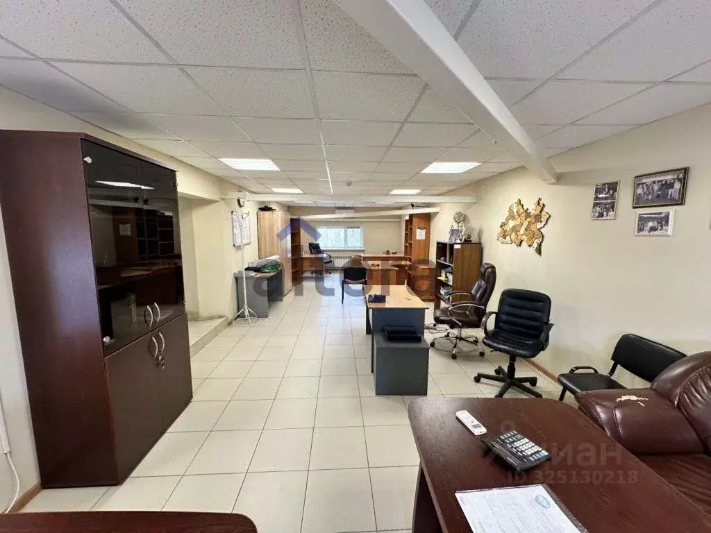 Помещение свободного назначения в Татарстан, Казань ул. Адоратского, ... - Фото 0