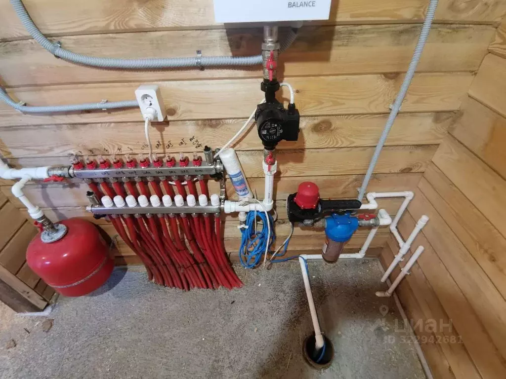 Дом в Хакасия, Черногорск ул. Шолохова, 12 (100 м) - Фото 2