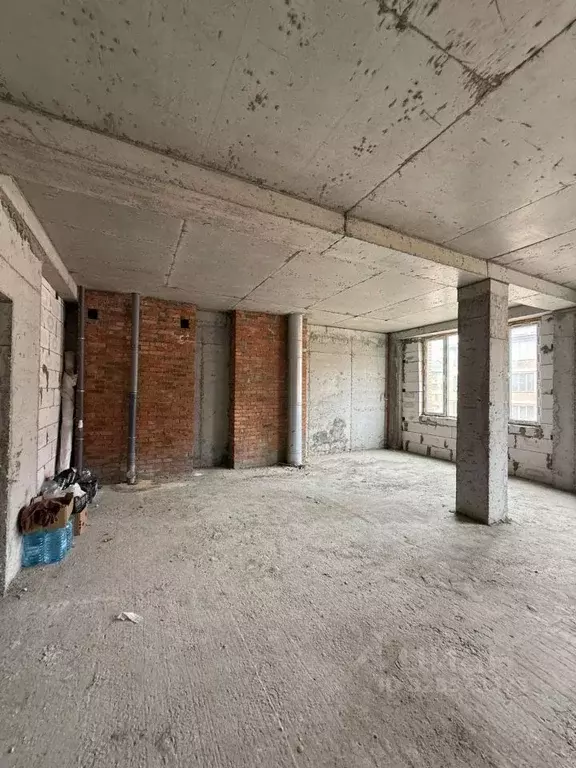 2-к кв. Чеченская республика, Грозный ул. Сайханова, 133к9 (72.0 м) - Фото 1