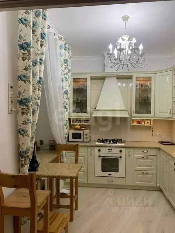 3-к кв. Москва ул. Гастелло, 41 (77.0 м) - Фото 0