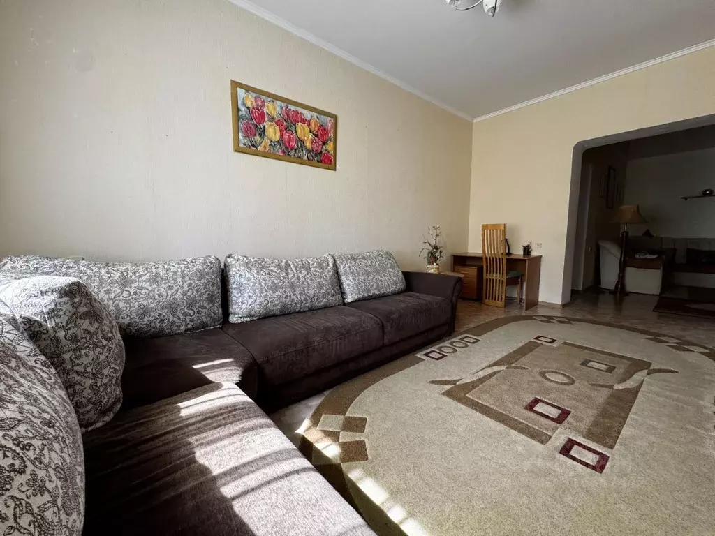 3-к кв. Саратовская область, Саратов наб. Космонавтов, 5 (100.0 м) - Фото 1