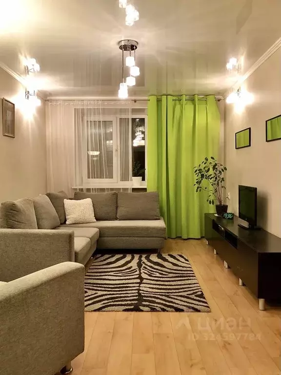 3-к кв. Омская область, Омск ул. Пирогова, 46 (52.0 м) - Фото 1