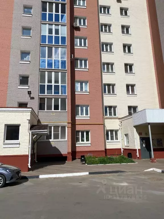 1-к кв. Орловская область, Орел ул. Родзевича-Белевича, 7 (37.0 м) - Фото 0