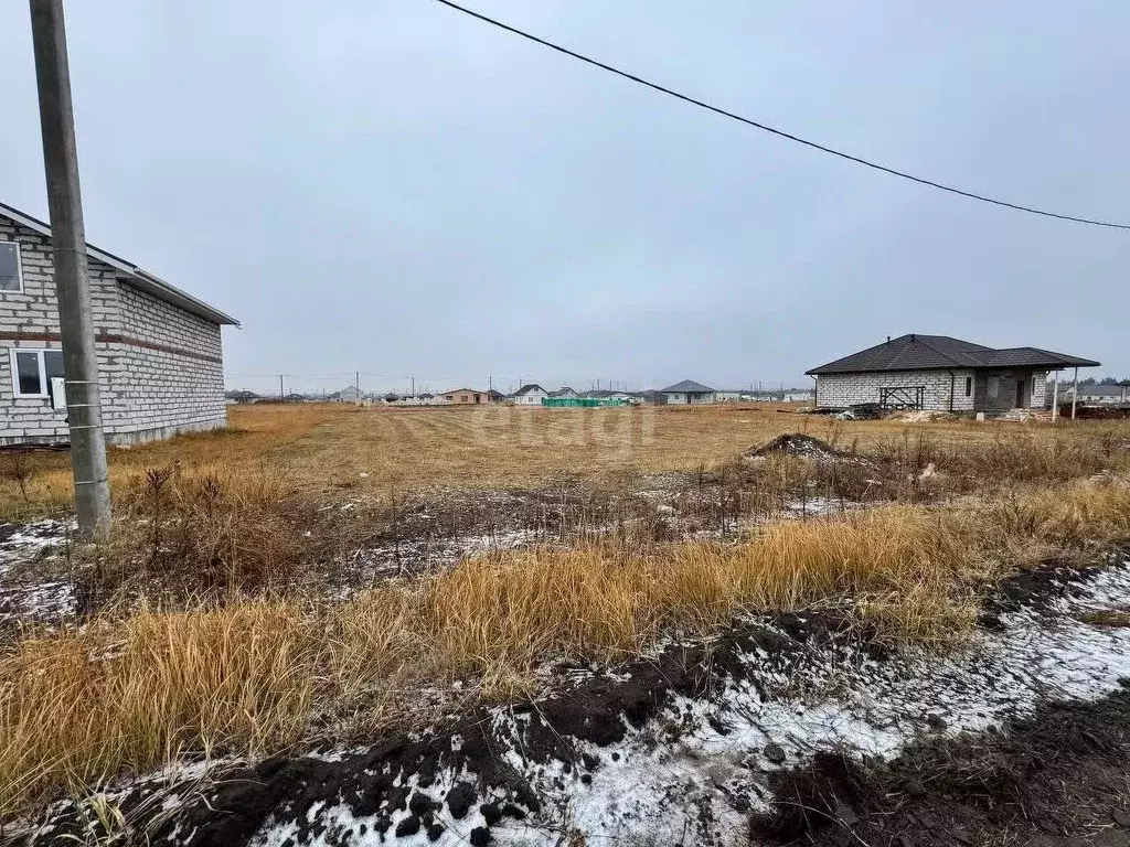 Участок в Белгородская область, Старый Оскол ул. Воинской Славы (15.0 ... - Фото 1