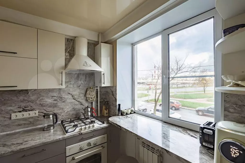 3-к. квартира, 57,7 м, 2/5 эт. - Фото 0