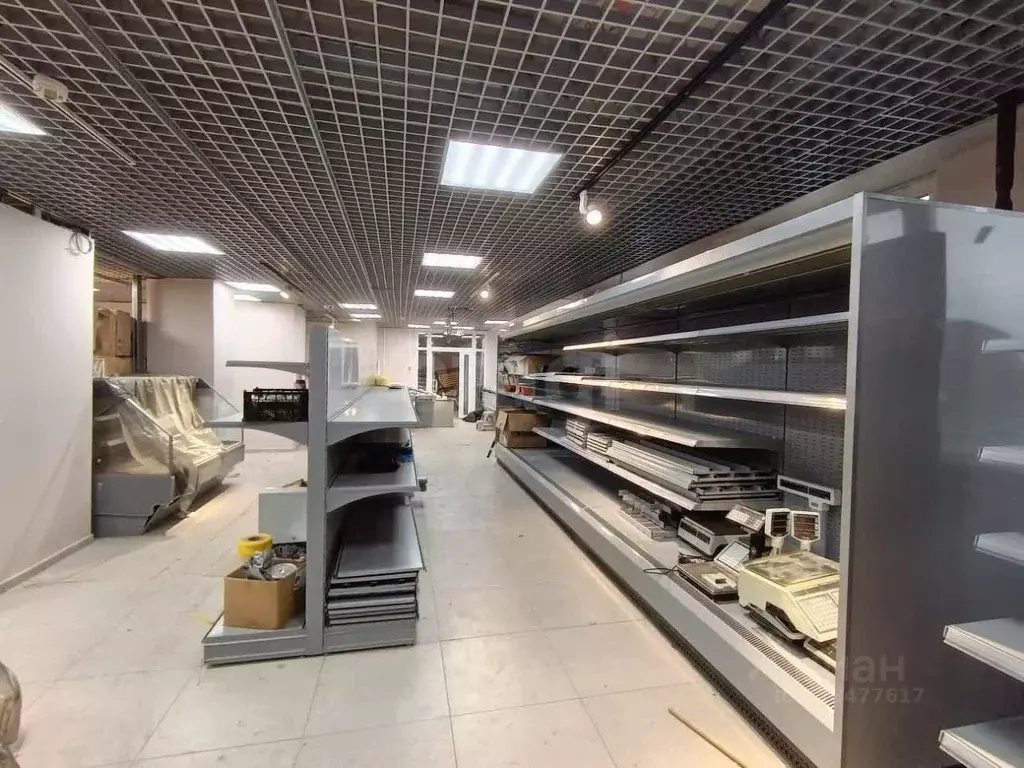 Торговая площадь в Ямало-Ненецкий АО, Салехард ул. Зои ... - Фото 1