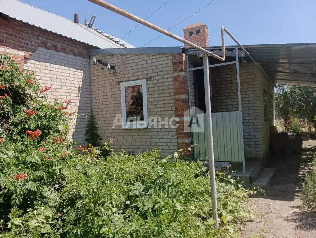 Дом в Ростовская область, Каменский район, Глубокий пгт ул. ... - Фото 1